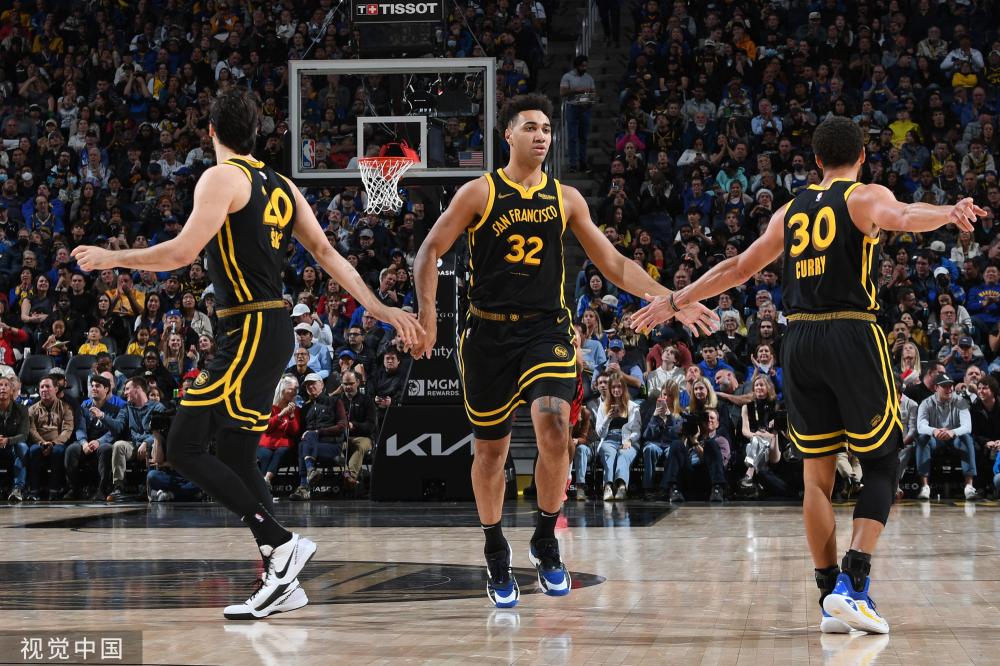 场的霸主 场的霸主