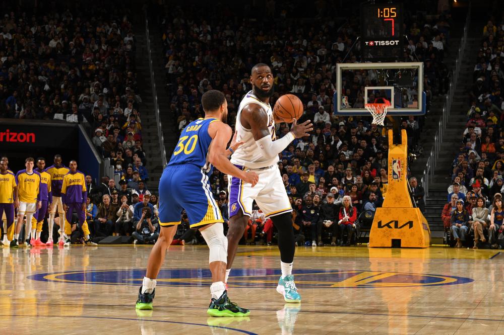 坚实基础 坚实基础